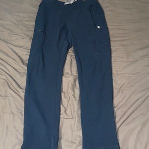Figs Yola skinny scrub pants
